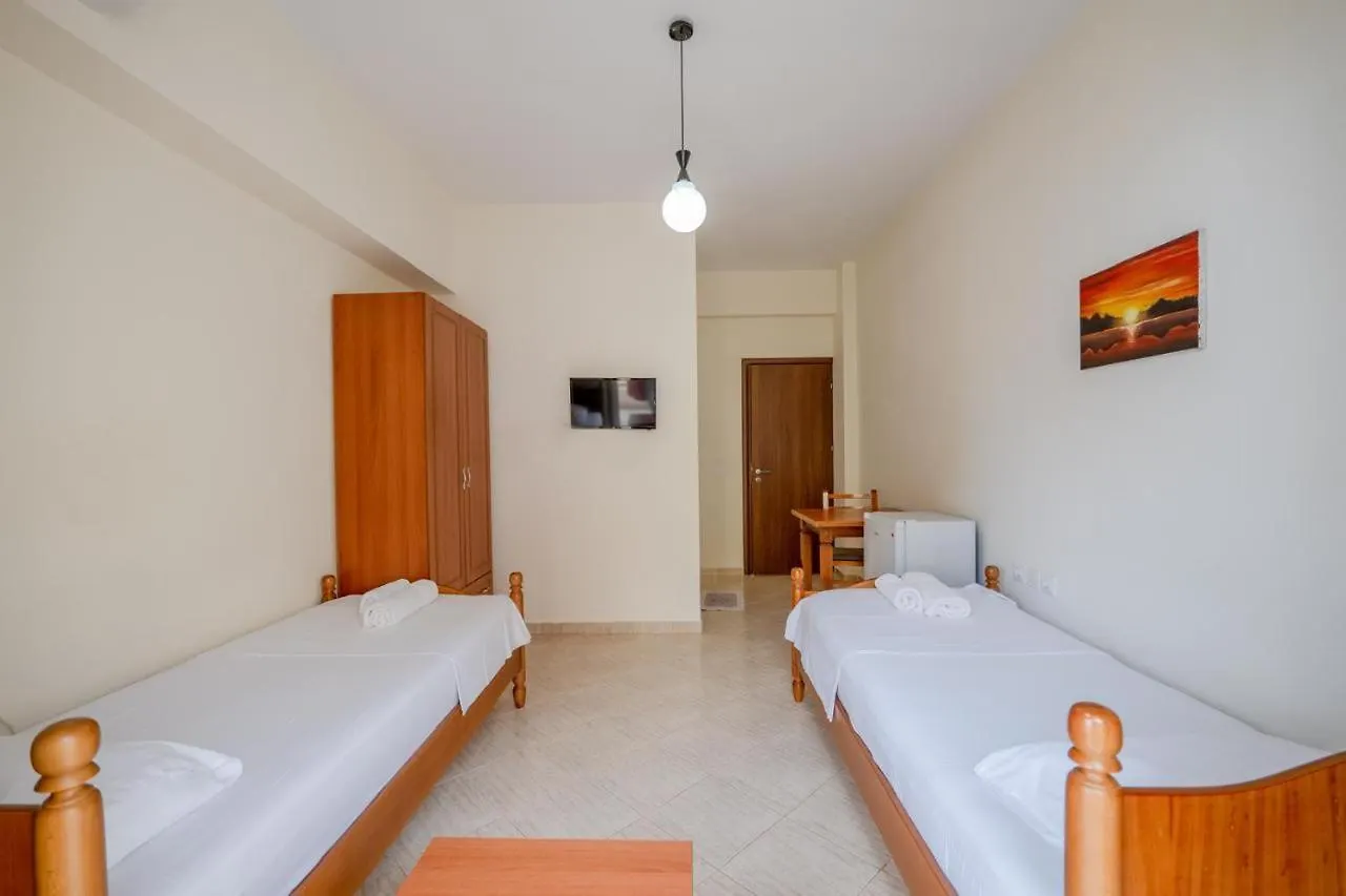 Vila Dhipali Sarandë ゲストハウス