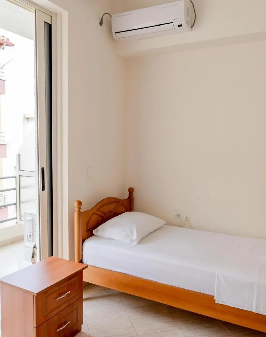 ゲストハウス Vila Dhipali Sarandë アルバニア